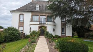 DOMAIN LA ROSIÈRE jusqu'à 50 personnes piscine tennis et Basket