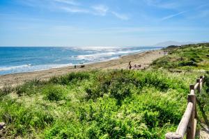 3070 Cabopino Luxury Apartment