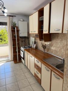 Cozy Apartment near City Center