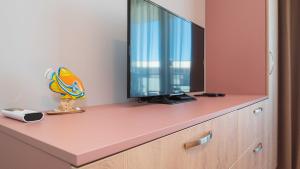 Pink Holiday Apartment