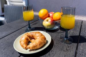 1BDR Apartment with Balcony at Prime Location