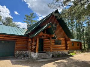 Katherine Lake Lodge