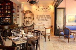 2 Bedroom Apartment Free Reserved Parking