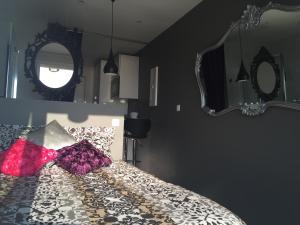 Appartements Studio Glamour Naturiste : photos des chambres