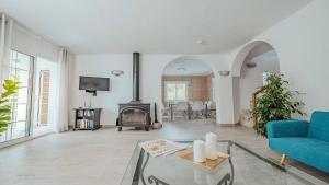 Villa Sa Bassa Sea Views and BBQ