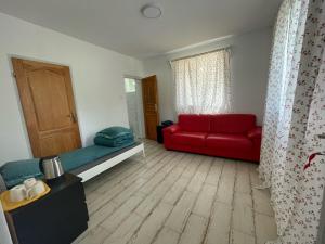 SiwyDOMEK jezioro Kierwik, blisko plaża, 3 pokoje dla max 9 osób