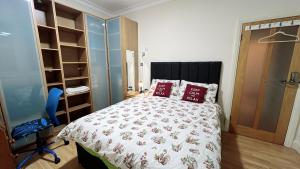 Central London Apartment for family upto 5