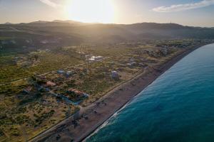 Thea Apartment near the Agkali - Ayia Anna beach in Evia