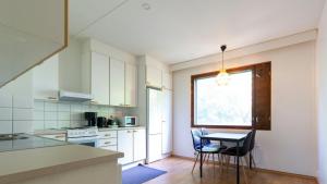 Central and Spacious Apartment for 4