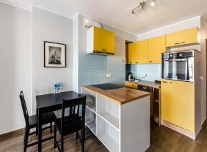No 30 stylish apartment in the City Center- 24h Check-In