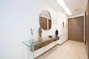 Mahogany 3 - 2BR 6 Guests - Pool & Prime Location