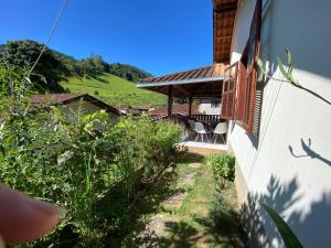 LUMIAR TEMPORADA CASA VILAREJO COM WI-fi TV A CABO PERTINHO DO POÇO FEIO E DA PRAÇA CENTRAL