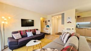 Résidence La Petite Ourse - Appartement rénové · Terrasse · centre station · vue pistes MAE-1931