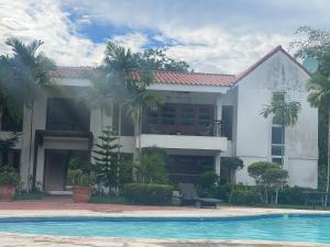 apartment tipo villa, guavaberry villa complex