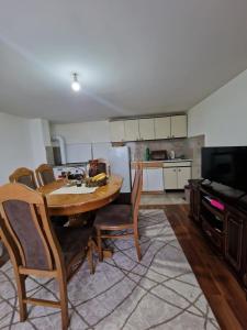 Domaćinstvo Ristović