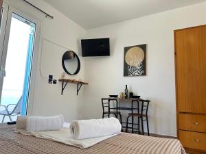 Meltemi Sea View Suite - 3hvězdičkové hotely ve městě Kefalos