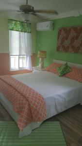 Seacastles at My House Your House