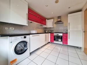 Brighton Breeze 4BR & Rooftop