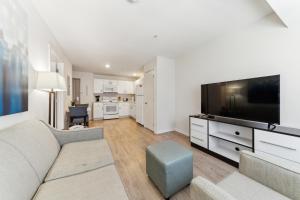 Properties By Preston I Stylish 1bed I Pool