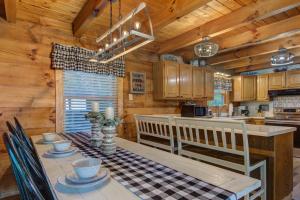 Bears on Beach Front by Avada Properties