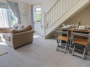 Rosemarie Annexe