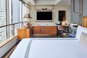 King Room room in Thompson Dallas