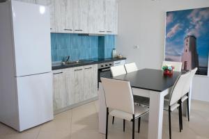 Sun n Sand Apartment