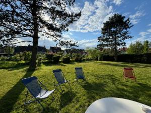Maisons de vacances Maison avec Jardin Spacieux proche Touquet : Maison de Vacances 3 Chambres 