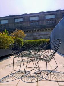 Loft Downtown CDMX Reception & luggage