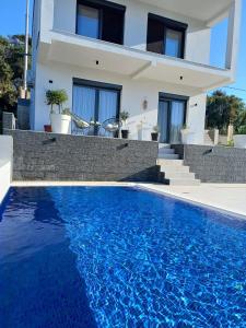 Utjeha Hills with Pool