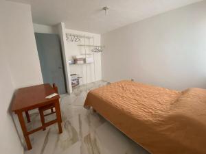 Casa entera gran ubicación, aeropuerto ver