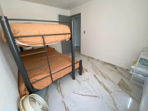 Casa entera gran ubicación, aeropuerto ver