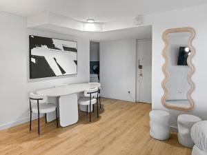 NYC 5th ave Central Park penthouse balcony 3bedroom oasis