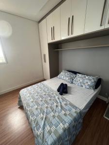 Vista Mar, 1 Dorm, Sacada com Jacuzzi , wi fi ,garagem, 5 hospedes, enfrente ao Mar