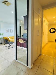 Accommodation Front - Vibrant 4 sleeper with Open Harbour Views