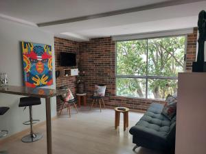 Medellin- La 70, close to everything, Laureles retreat