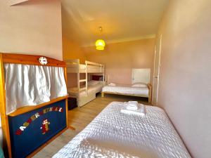 Appartements MA ZI BIHAN Family home : Maison 3 Chambres