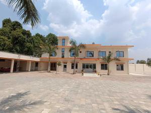 Hotel O Home Kanak Hotel & Resort Homestay