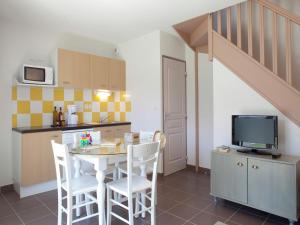 Maisons de vacances Holiday Home w Pool near Beziers : photos des chambres