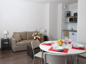 Appartements Apartment in France with Modern Design : photos des chambres