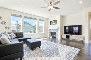 Spacious Luxury Retreat Near Boulder & Denver