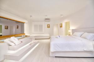 Villa Amalia with private Pool (Five-Bedroom Villa)