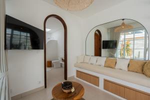 NEW! Villa Troy - 1BR Villa in Kerobokan