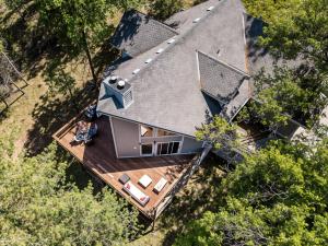 Miners Claim - Home with 2 Decks & Pool