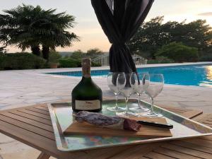 Maisons de vacances Villa in Provence with Private Pool : photos des chambres