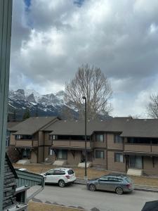 Canmore Mountain View Escape