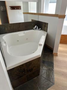 Canmore Mountain View Escape