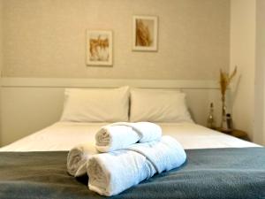 Blue Hope by Mosaico Stays