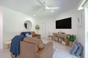 Liana One Coastal Mission Vibe One Bedroom