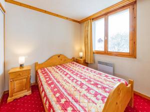 Studio 4 pers en station, au pied des pistes - FR-1-807-27